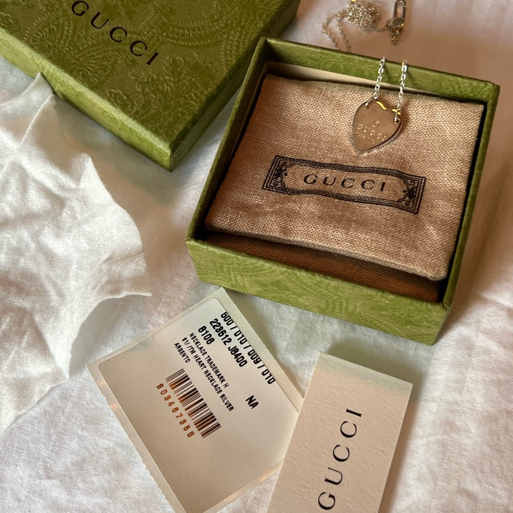 Gucci heart necklace💗